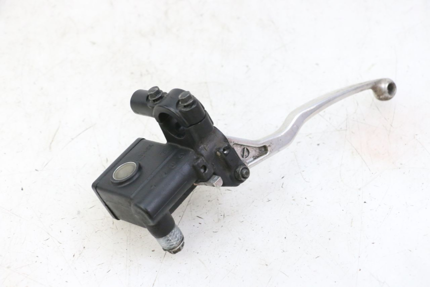 photo de MAITRE CYLINDRE AVANT SUZUKI BURGMAN 125 (2007 - 2014)