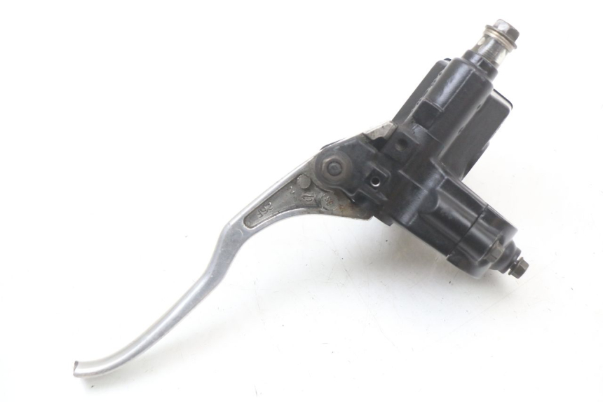 photo de MAITRE CYLINDRE AVANT SUZUKI VL INTRUDER 125 (2004 - 2007)