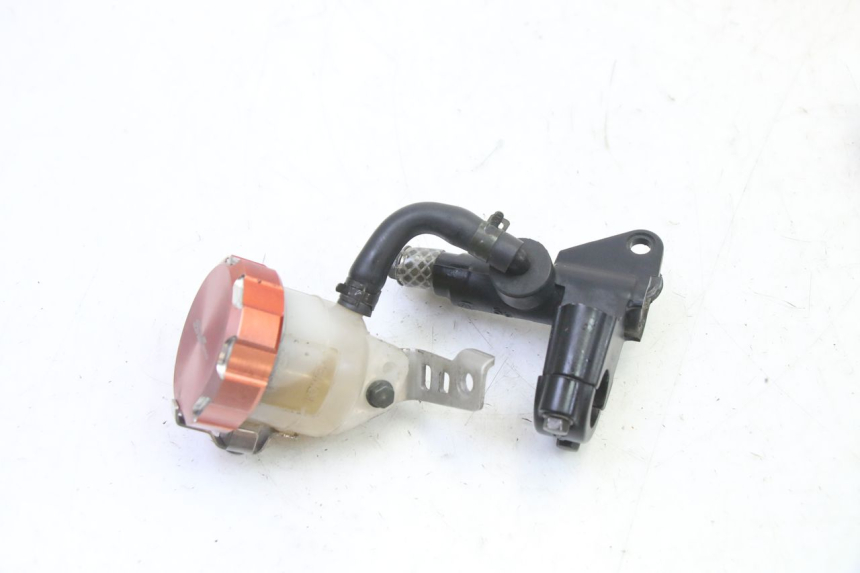 photo de MAITRE CYLINDRE AVANT SUZUKI SV S 650 (2003 - 2009)