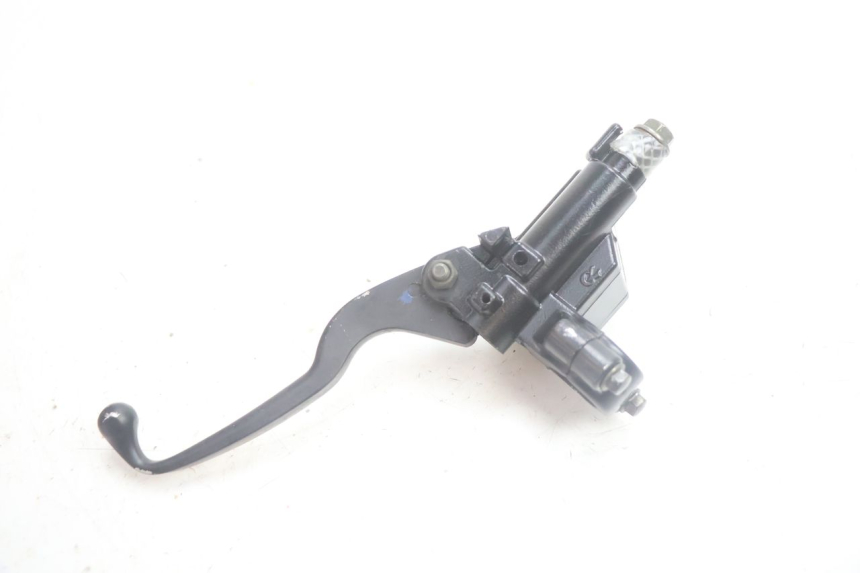photo de MAITRE CYLINDRE AVANT PEUGEOT TWEET 4T 50 (2018 - 2022) - Points de fixation