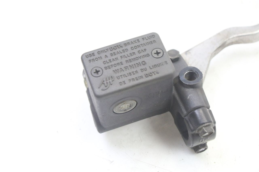photo de MAITRE CYLINDRE AVANT SUZUKI UH BURGMAN 125 (2002 - 2006)