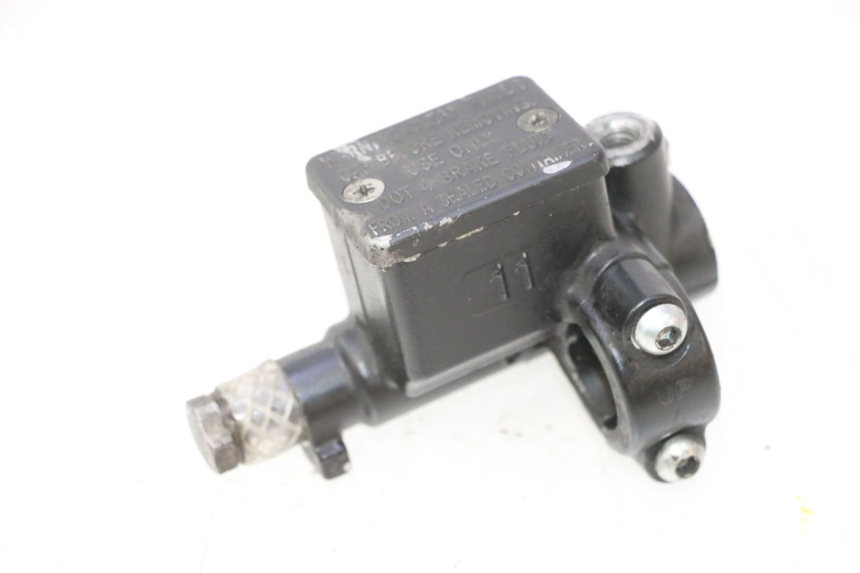photo de MAITRE CYLINDRE AVANT PIAGGIO VESPA LX 2T 50 (2005 - 2013) - État de surface