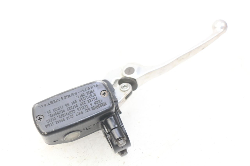 photo de MAITRE CYLINDRE AVANT HONDA VFR FI RC46 800 (1998 - 2001) - Vue d’ensemble