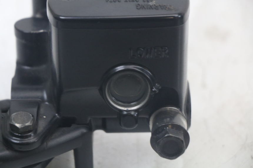photo de MAITRE CYLINDRE AVANT YAMAHA XMAX X-MAX ABS 125 (2017 - 2020)