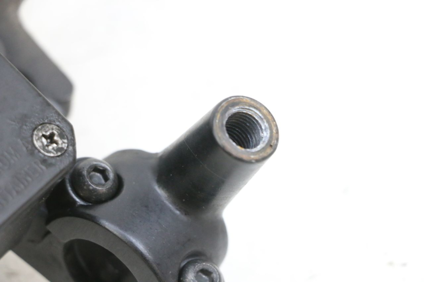 photo de MAITRE CYLINDRE AVANT YAMAHA X-MAX XMAX 125 (2010 - 2014) - Zoom état d’usage