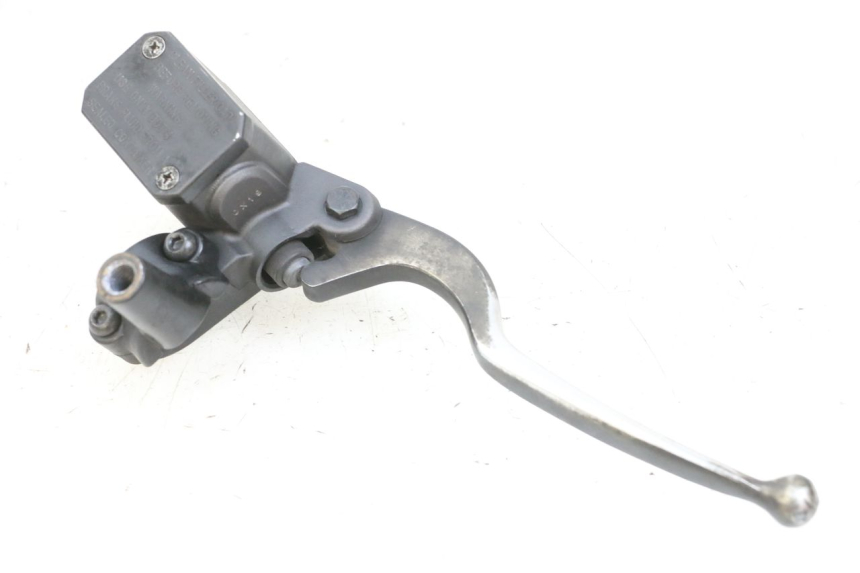 photo de MAITRE CYLINDRE AVANT YAMAHA X-MAX XMAX 125 (2010 - 2014) - Points de fixation