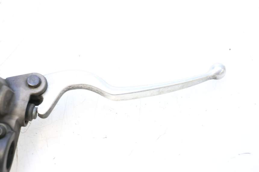 photo de MAITRE CYLINDRE AVANT YAMAHA X-MAX XMAX 125 (2010 - 2013) - Autre angle de vue