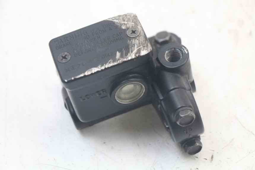 photo de MAITRE CYLINDRE AVANT YAMAHA XT X 660 (2004 - 2016)