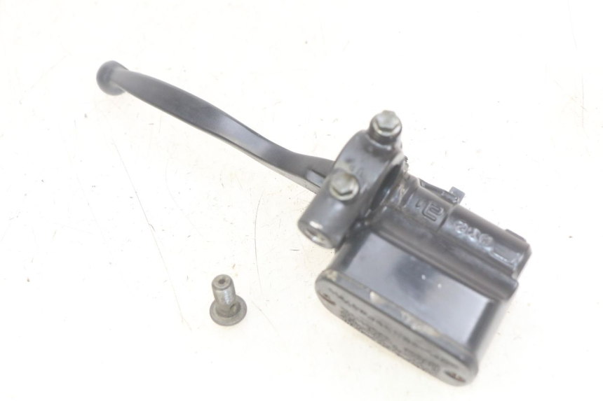 photo de MAITRE CYLINDRE AVANT YAMAHA YP MAJESTY 400 (2004 - 2008)