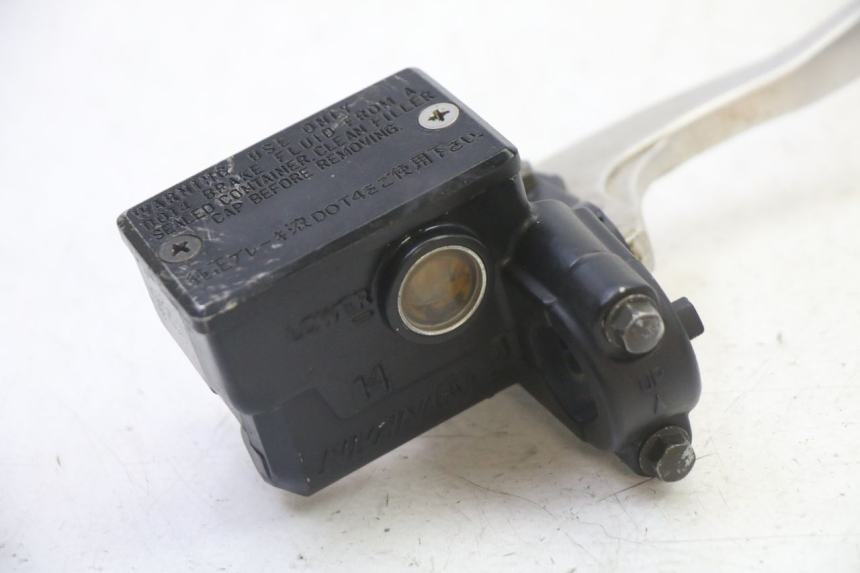 photo de MAITRE CYLINDRE AVANT YAMAHA YFM BRUIN 350 (2003 - 2009)
