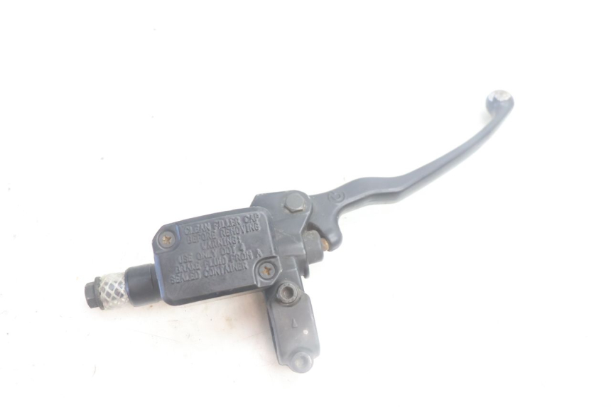 photo de MAITRE CYLINDRE AVANT YAMAHA YP MAJESTY 125 (2002 - 2006) - Vue principale