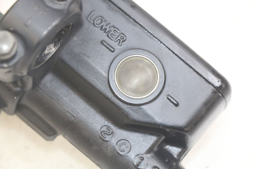 photo de MAITRE CYLINDRE EMBRAYAGE HONDA CBR F SC25 1000 (1989 - 1992)