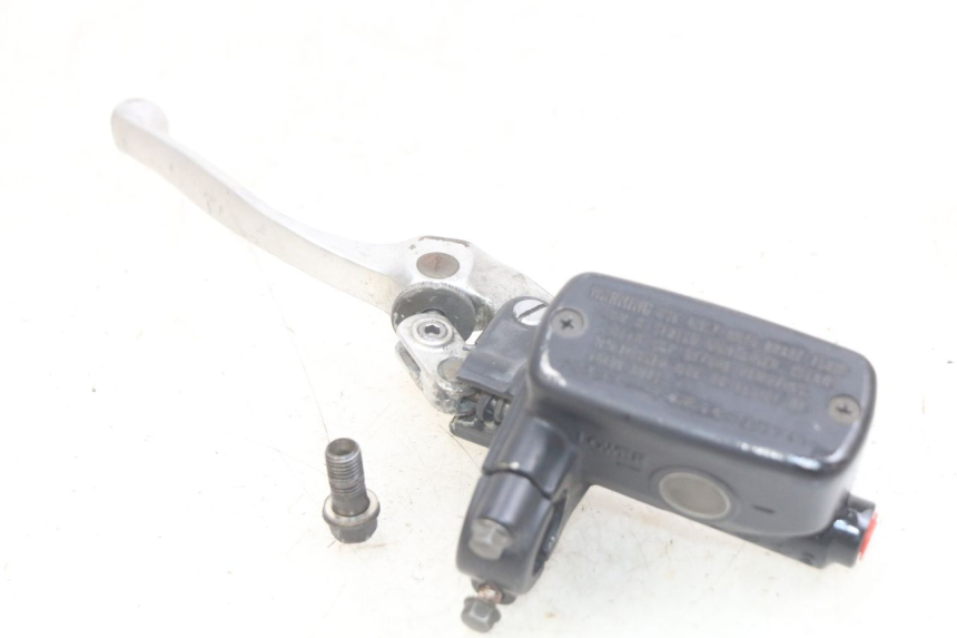 photo de MAITRE CYLINDRE EMBRAYAGE HONDA CBR F SC25 1000 (1989 - 1992)