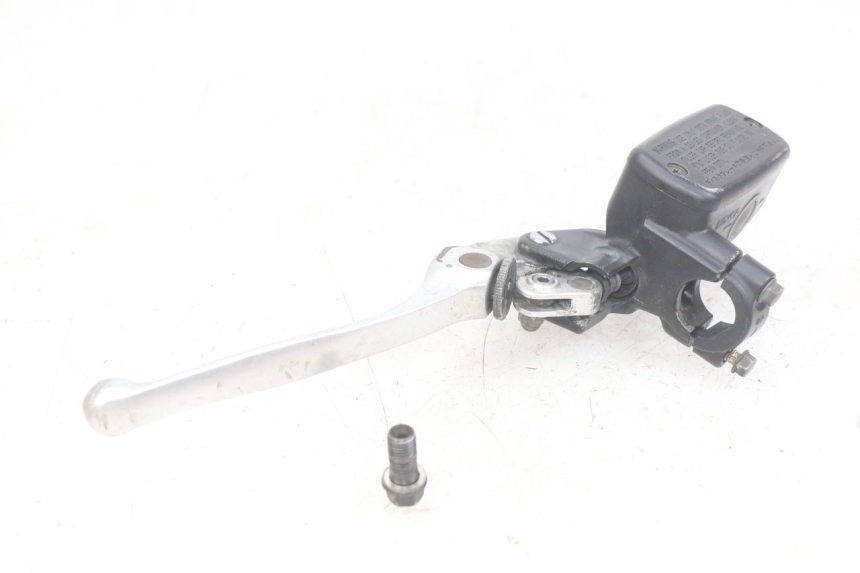 photo de MAITRE CYLINDRE EMBRAYAGE HONDA CBR F SC25 1000 (1989 - 1992)
