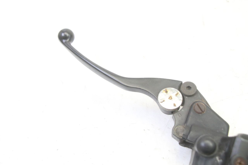 photo de MAITRE CYLINDRE EMBRAYAGE TRIUMPH SPRINT 900 (1995 - 1998)