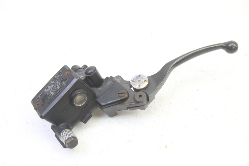 photo de MAITRE CYLINDRE EMBRAYAGE TRIUMPH SPRINT 900 (1995 - 1998)