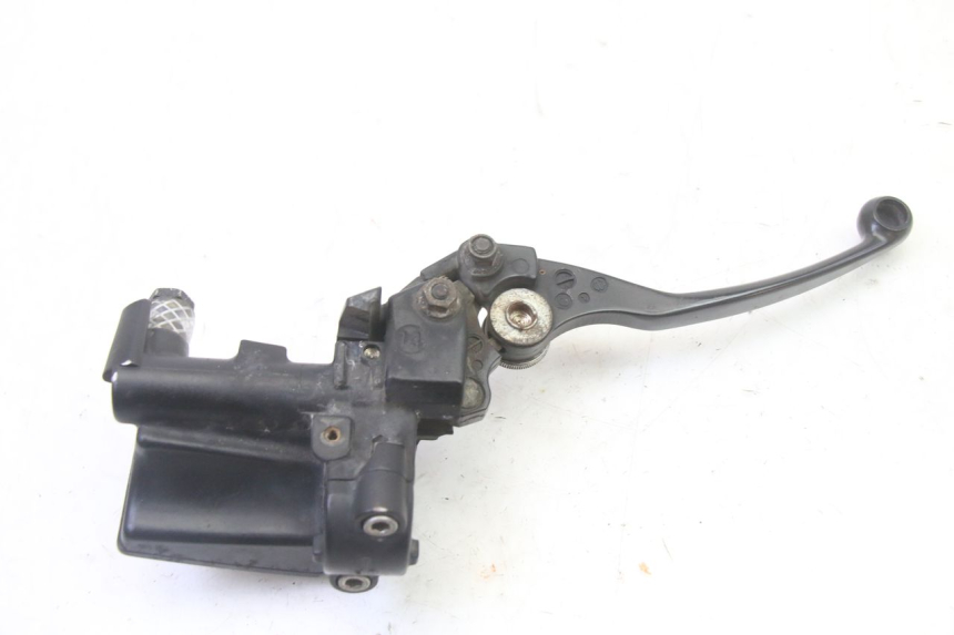 photo de MAITRE CYLINDRE EMBRAYAGE TRIUMPH SPRINT 900 (1995 - 1998)
