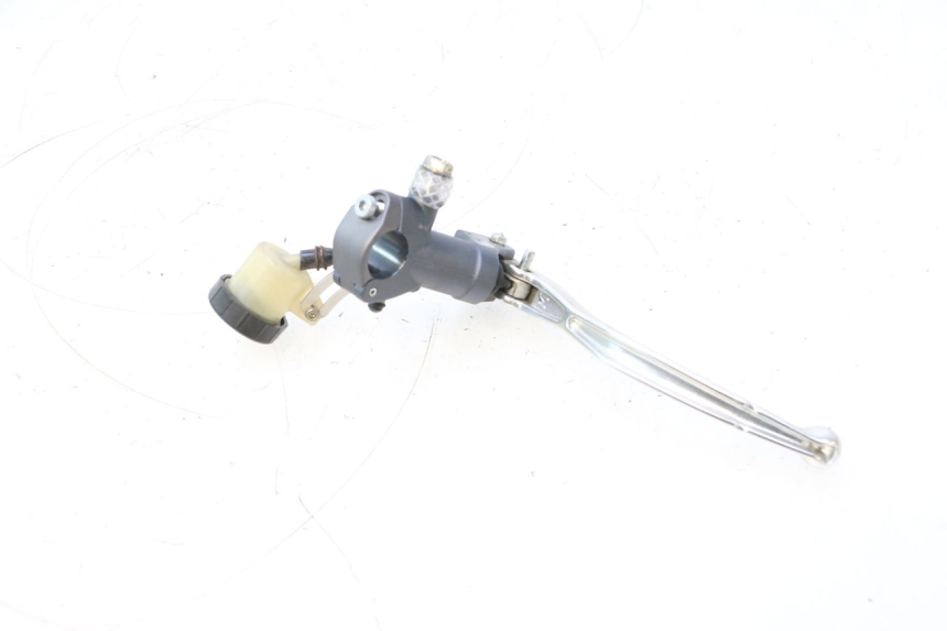photo de MAITRE CYLINDRE EMBRAYAGE DUCATI SS IE DS CARENEE 1000 (2002 - 2006) - Marquages et références