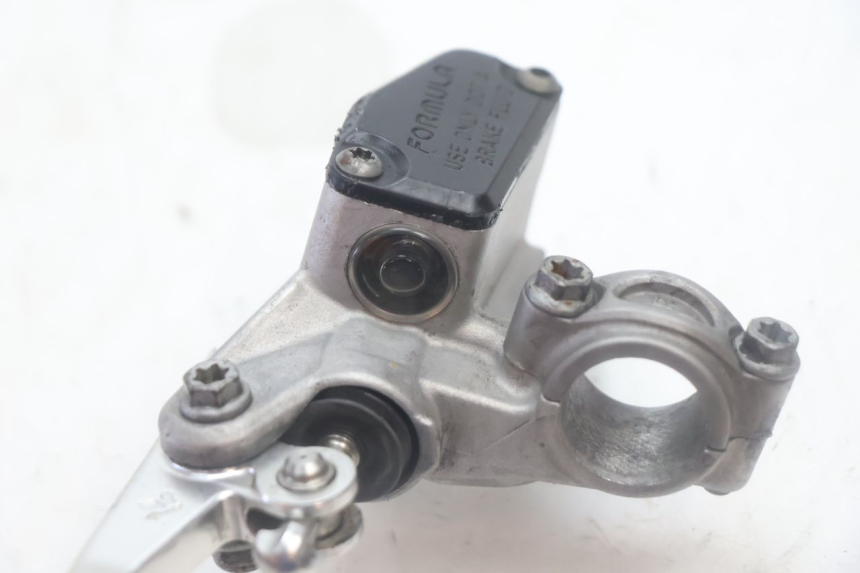 photo de MAITRE CYLINDRE EMBRAYAGE KTM SX 85 (2018 - 2024) - Autre angle de vue