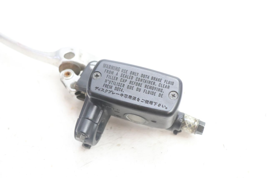 photo de MAITRE CYLINDRE EMBRAYAGE HONDA VFR FI RC46 800 (1998 - 2001) - Zoom état d’usage