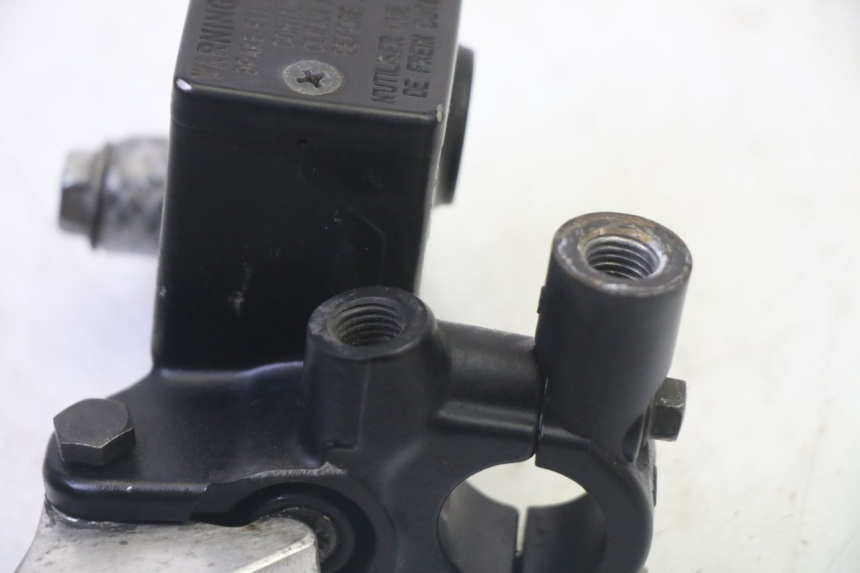 photo de MAITRE CYLINDRE FREIN ARRIERE SUZUKI BURGMAN 125 (2007 - 2014)