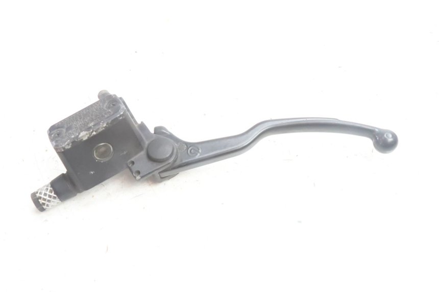 photo de MAITRE CYLINDRE ARRIERE BMW C1 125 (2000 - 2003) - Autre angle de vue