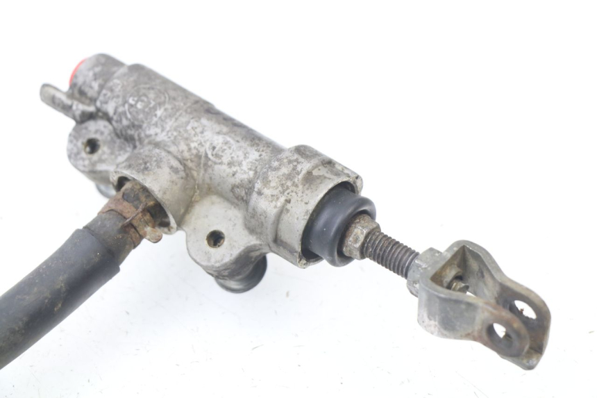 photo de MAITRE CYLINDRE ARRIERE HONDA CR 125 (2000 - 2001) - Vue d’ensemble