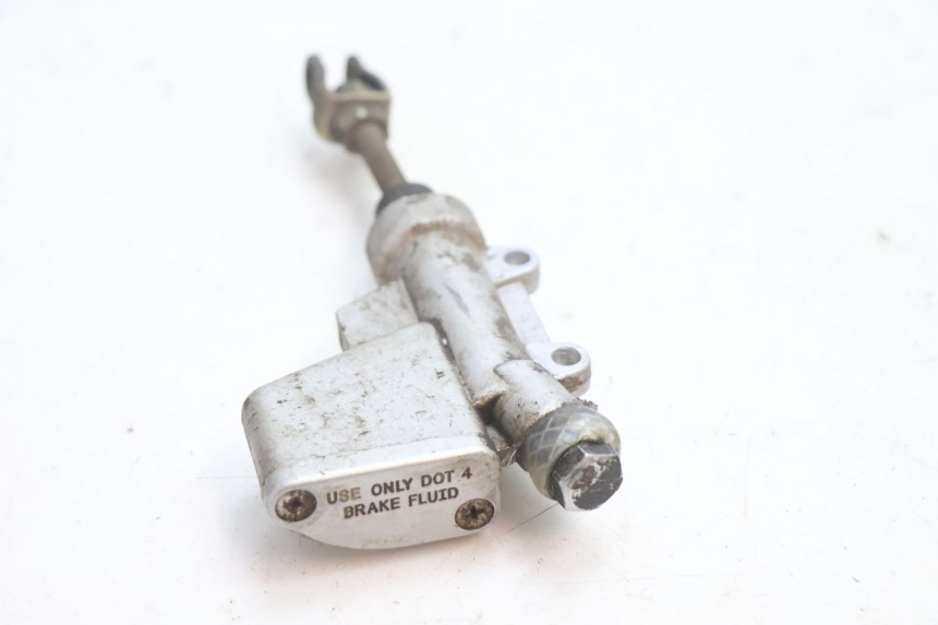 photo de MAITRE CYLINDRE ARRIERE HM HONDA CRM DERAPAGE RR 50 (2006 - 2017) - Vue d’ensemble