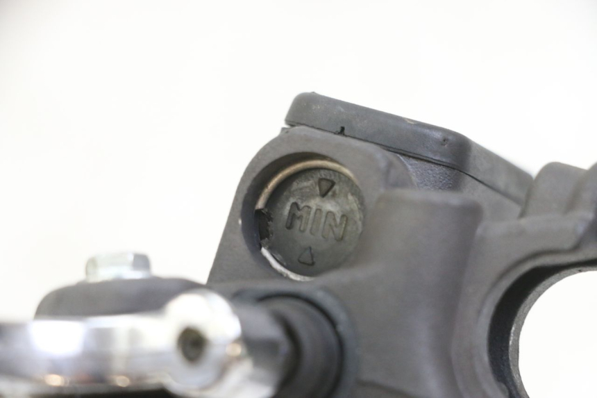 photo de MAITRE CYLINDRE ARRIERE PEUGEOT ELYSTAR 125 (2002 - 2007)