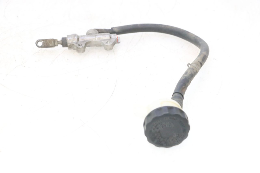 photo de MAITRE CYLINDRE ARRIERE KAWASAKI ER-6 ER6 N 650 (2005 - 2009) - Gros plan technique