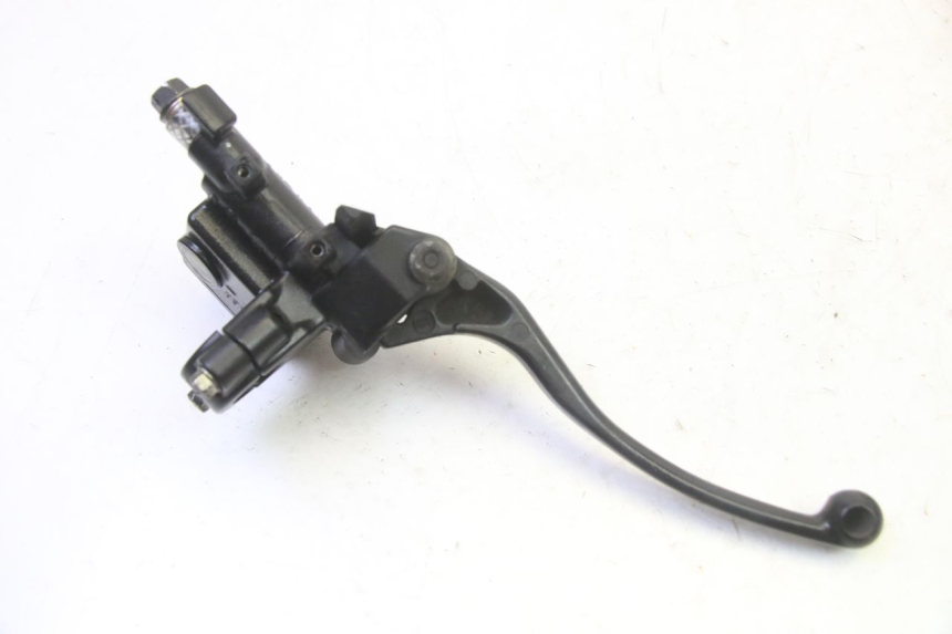 photo de MAITRE CYLINDRE FREIN ARRIERE HONDA FES S-WING SWING ABS 125 (2007 - 2015)