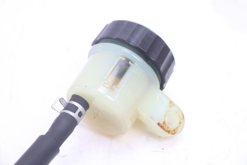 photo de MAITRE CYLINDRE ARRIERE YAMAHA FJR 1300 (2001 - 2005) - Zoom état d’usage