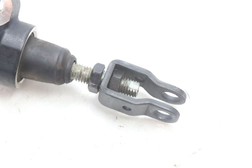 photo de MAITRE CYLINDRE ARRIERE YAMAHA FZ8 800 (2010 - 2016) - Autre angle de vue