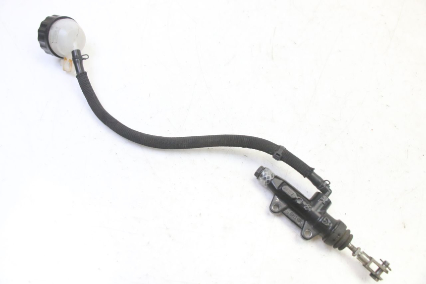 photo de MAITRE CYLINDRE ARRIERE BMW G310 R 310 (2016 - 2020)