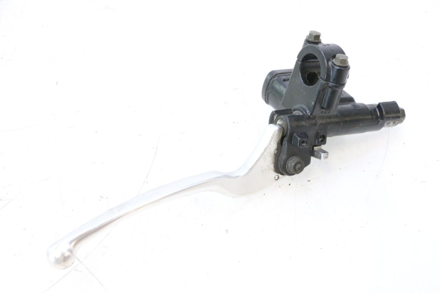 photo de MAITRE CYLINDRE ARRIERE KYMCO GRAND DINK 125 (2008 - 2014) - Points de fixation
