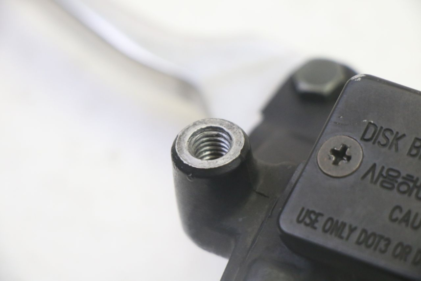 photo de MAITRE CYLINDRE ARRIERE DAELIM HISTORY 125 (2001 - 2002)