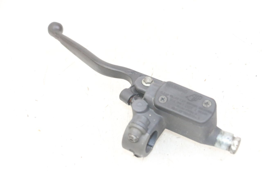 photo de MAITRE CYLINDRE ARRIERE PEUGEOT JET FORCE CARBU 50 (2003 - 2016)
