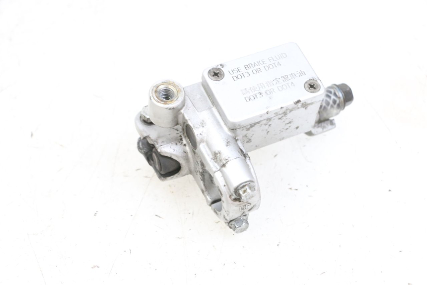 photo de MAITRE CYLINDRE ARRIERE KYMCO LIKE 125 (2009 - 2016) - Points de fixation