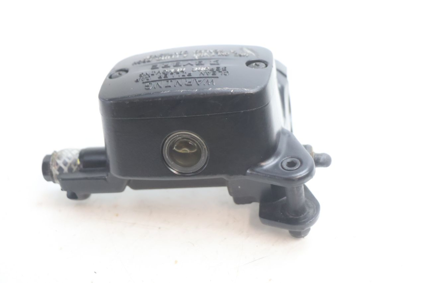 photo de MAITRE CYLINDRE ARRIERE PIAGGIO MP3 HPE 530 (2022 - 2026) - Autre angle de vue