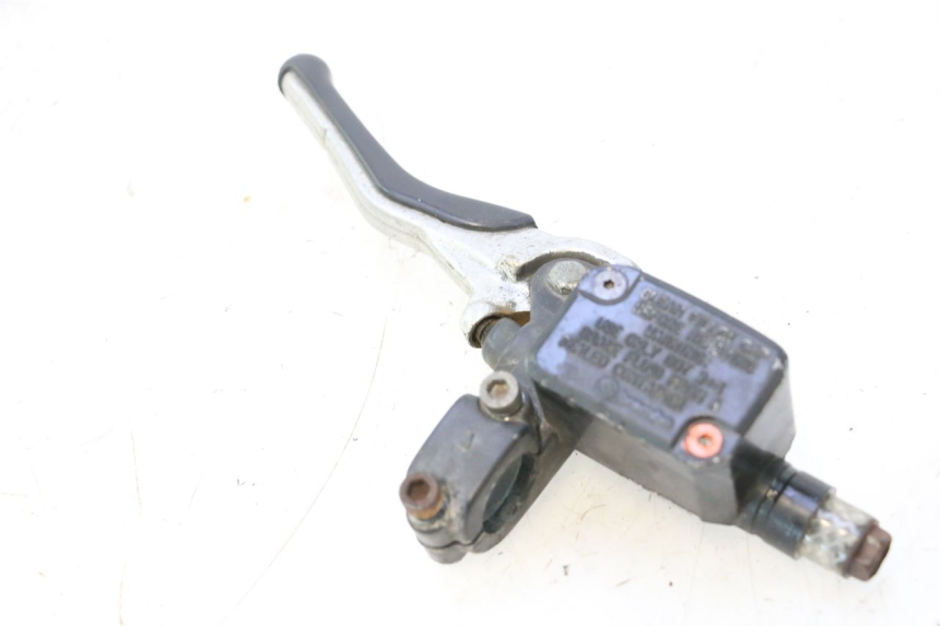 photo de MAITRE CYLINDRE ARRIERE MBK NITRO 50 (2004 - 2008) - Points de fixation