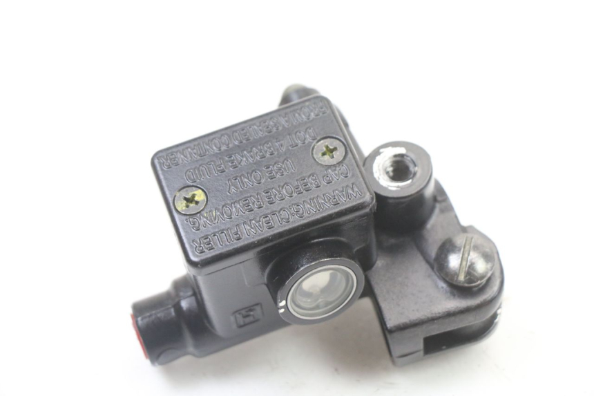 photo de MAITRE CYLINDRE ARRIERE PIAGGIO NRG POWER PUREJET 50 (2018 - 2021) - Autre angle de vue
