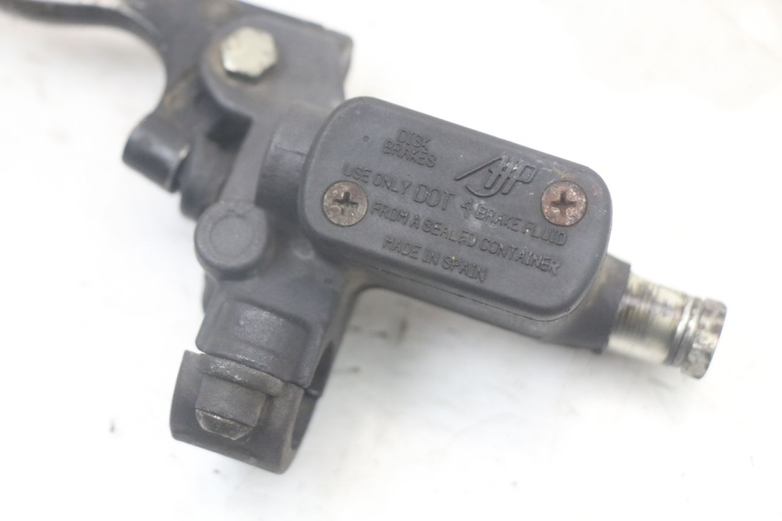 photo de MAITRE CYLINDRE FREIN ARRIERE PEUGEOT SPEEDFIGHT 100 (1997 - 2007)