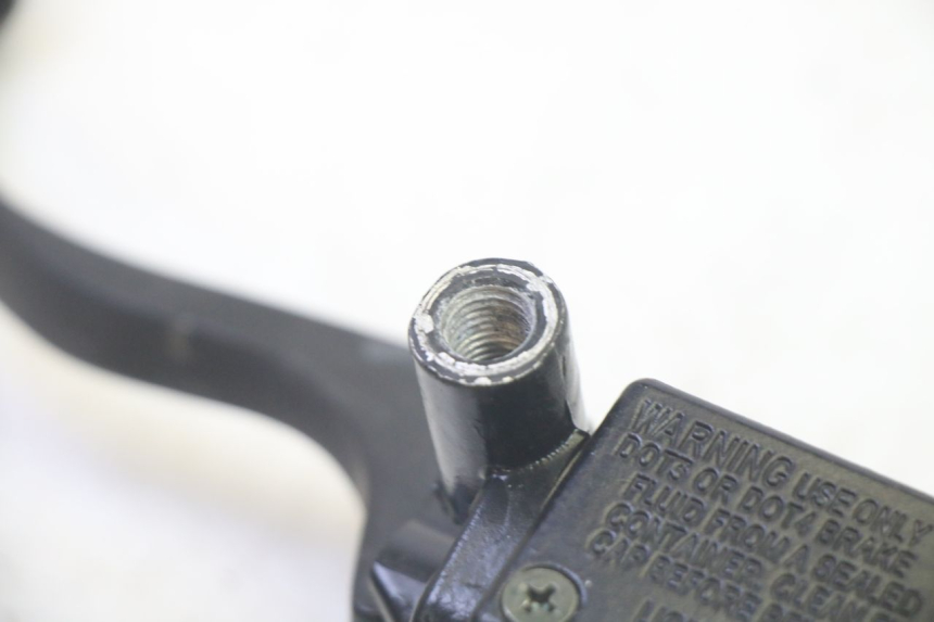 photo de MAITRE CYLINDRE ARRIERE EFUN PUSA 1 - Autre angle de vue