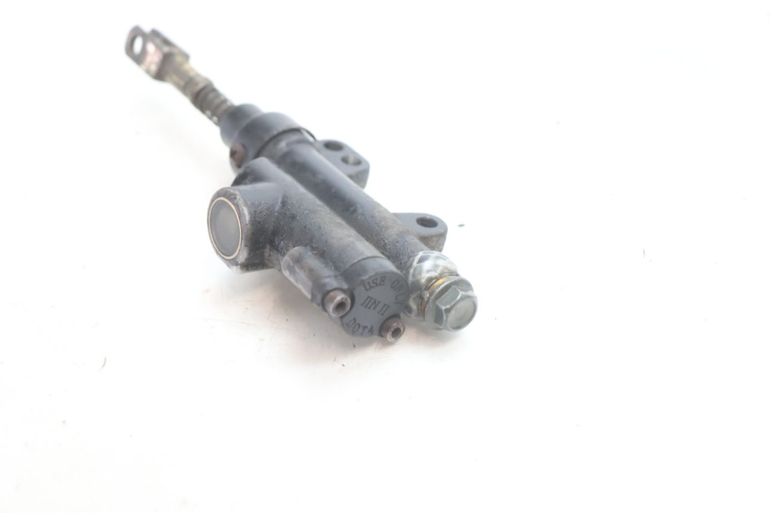 photo de MAITRE CYLINDRE ARRIERE APOLLO RFZ 140 - Points de fixation