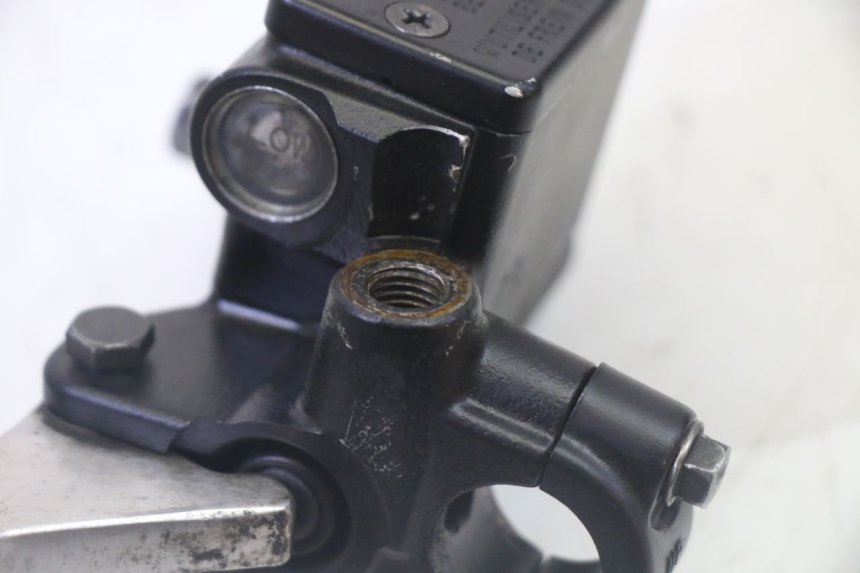 photo de MAITRE CYLINDRE ARRIERE PEUGEOT SATELIS 125 (2013 - 2018)