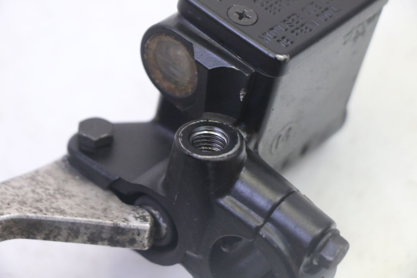 photo de MAITRE CYLINDRE ARRIERE PEUGEOT SATELIS 125 (2013 - 2018)