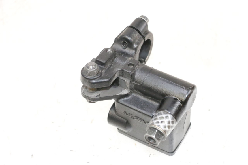 photo de MAITRE CYLINDRE ARRIERE PEUGEOT SATELIS 125 (2013 - 2018) - Zoom état d’usage