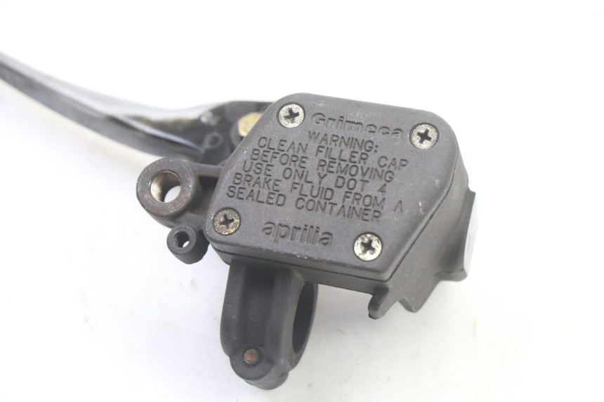 photo de MAITRE CYLINDRE ARRIERE APRILIA SCARABEO GT TOURING 125 (1999 - 2005)