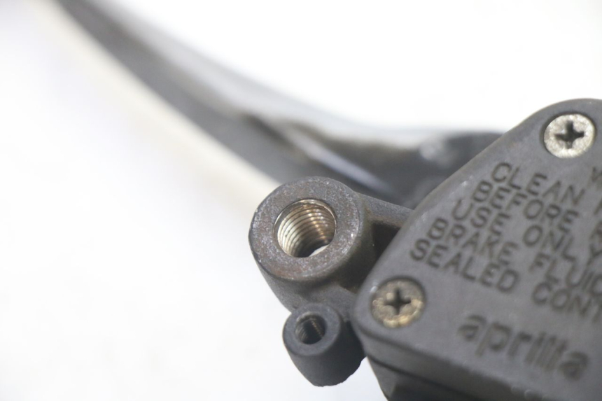 photo de MAITRE CYLINDRE ARRIERE APRILIA SCARABEO GT TOURING 125 (1999 - 2005)
