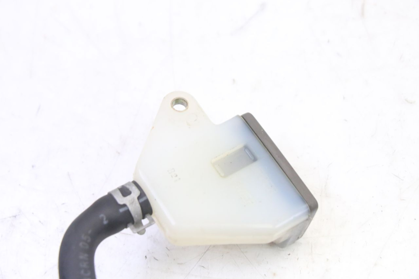 photo de MAITRE CYLINDRE ARRIERE SUZUKI SV S 650 (2003 - 2009)